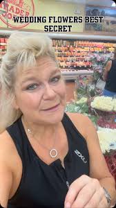 Best kept secret to help keep cost down for wedding flowers #glowbyleigh mw 