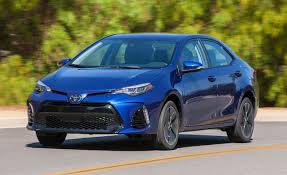 Hem sürücüye hem de yolculara sınıfındaki en yüksek konforu sunarak, tüm yolculuklarda rahat hissettiren. 2017 Toyota Corolla First Drive 8211 Review 8211 Car And Driver