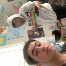 Been a minute, but here we are again. Lil life update for those wondering,  I've been doing a lot more art and gardening in my spare time, made an art  account to