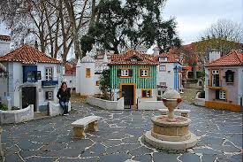 1€/ jovem (os adultos acompanhantes não pagam). Portugal Dos Pequenitos Em Coimbra Turista Profissional