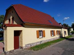 Wohnung mieten haus mieten wohnung kaufen haus kaufen grundstück kaufen. Haus Zu Vermieten 06193 Petersberg Mapio Net