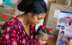 Although porsha has not confirmed her pregnancy, fans think that the oversized dress the rhoa star wore when she was pictured alongside simon and her ex dennis. Porsha Williams Daughter Pilar Looks Adorable While Opening First Christmas Gift