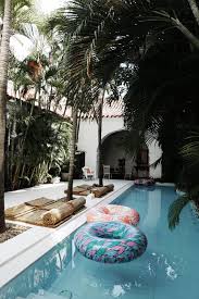 chez moi et pourquoi blog deco design clemaroundthecorner exterior design places exterior