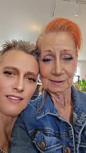 Annie Dyson's Instagram, Twitter & Facebook