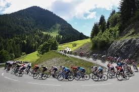 48 hours to cover 175 km and become a finisher! Tour De France 2021 15e Etape Ceret Andorre La Vieille Dimanche 11 Juillet