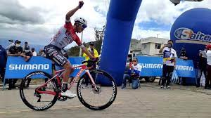 Cabe señalar que el campeón de la prueba élite en contrarreloj y ruta lucirá el maillot tricolor durante toda la temporada en cualquier carrera que se avalada por la uci (unión ciclista. Alexander Cepeda Se Titulo Campeon Nacional De Ruta En Ecuador Revista Mundo Ciclistico