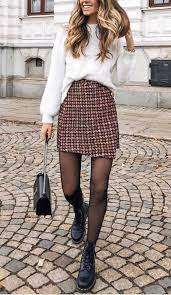 Carino Inverno Abiti 2019 Invernale Abiti Idee L Inverno La Moda 2019 Femminile Carino Inv Everyday Outfit Inspiration Everyday Outfits Winter Outfits 2019