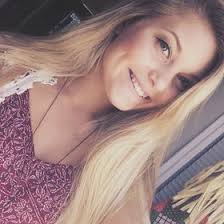 Chloe Carver (chloeecarver)