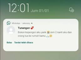 Mengingatkanmu pada bentuk mahkota, set perhiasan candis yang terdiri dari cincin, liontin, dan earrings ini menopang berlian mec ultimate yang langka. Tahun Baru Pria Ini Terima Wa Dari Tunangan Pernikahan Batal Digelar Nyesek Indozone Id