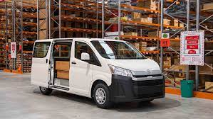 Simple, rugged and dependable, there's nothing fancy about the big box on wheels. 2019 Toyota Hiace Zr Review Roadtest