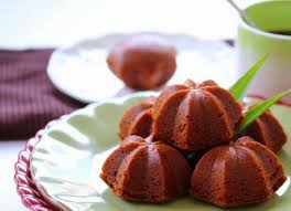 2 biji telur 1 cawan gula 2 cawan tepung gandum/tepung naik sendiri 1 sudu teh ovellete 1 sudu kecil baking powder 1 cawan susu cair/susu segar pewarna inti/filling (strawbery/bluebery/coklat) cara: Resepi Apam Gula Hangus Kukus Paling Mudah Aneka Resepi Mudah Dan Sedap