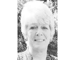 Dee Strayer's Instagram, Twitter & Facebook