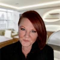 Valerie Ridenour's Instagram, Twitter & Facebook