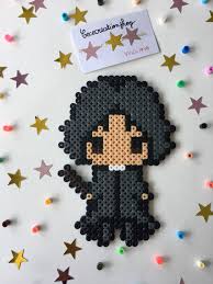 Pofesseur Rogue Harry Potter De La Boutique Cececreationshop Sur Etsy Craft Motifs Perler Perle A Repasser Modeles