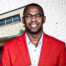 Kelan Jones's Instagram, Twitter & Facebook