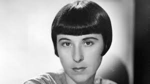 Edith Head's Instagram, Twitter & Facebook