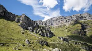 1,165 likes · 372 talking about this. Mit Dem Wohnmobil Uber Den Klausenpass