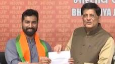 Veteran Congress leader AK Antony's son Anil Antony joins BJP ...