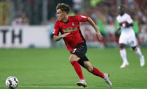 He is 24 years old from germany and playing for sl benfica in the portugal primeira liga (1). Luca Waldschmidt Bekennt Sich Trotz Angeboten Zum Sc Freiburg