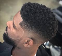 A Imagem Pode Conter Uma Ou Mais Pessoas Barba E Close Up Curly Hair Men Mens Hairstyles With Beard Faded Hair
