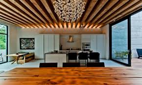 Veneered wood ceiling tiles and planks are the ideal system to combine the natural esthetics of wooden veneer with the design freedom of a mdf core. Wooden Ceiling In The Apartment 21 Photos Wood Decor In The Interior