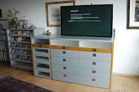 Gerne planen wir gemeinsam mit. Tv Schrank Mit Tv Lift In Einer Modernen Kommode