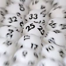Aug 12, 2021 · die richtigen lottozahlen können heute einen höheren millionengewinn einbringen. Lotto Am Mittwoch Vom 11 08 2021 Die Aktuellen Lottozahlen Welt