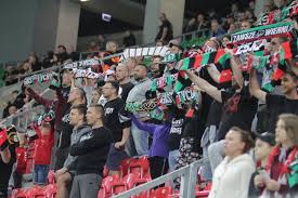 Relacja i wynik na żywo od godziny 12.40 na polsatsport.pl. Gks Tychy Miedz Legnica Powrot Mlyna Na Stadion Przy Edukacji Zdjecia Kibicow Gol24 Pl