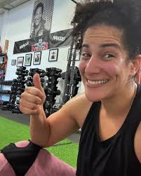 Ernst Laraque Fitness (@ernstlaraquefitness) • Фото и видео в Instagram