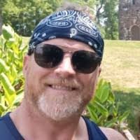 Daniel Chadwell's Instagram, Twitter & Facebook