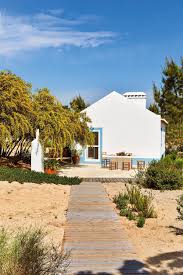 Une Cabane De Pecheur Au Portugal Planete Deco A Homes World Cabane De Pecheur Style Cabane De Plage Style Cottage