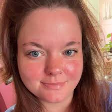 Be aware of a teen going up to doors in the area