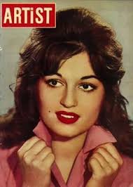 12 aralık, 1947 tarihinde yenikapı'daki evlerinde doğmuştur. Turkan Soray Estetiksiz Hali Boyle De Guzel Sinema Tarihi Dergi Kapaklari Fotograf