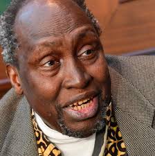 På andra sidan plåtdörren