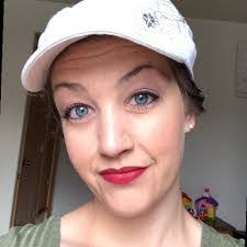 Lindsey Mullen's Instagram, Twitter & Facebook