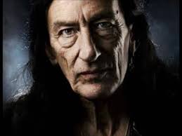 чеченская мелодия берущая за душу плачущий аккордеон и гитара Ken Hensley Lady In Black Portrait Nights In White Satin Rock Videos