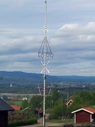 Als sommersonnenwende, sonnenwende oder sommernachtsgleiche wird der tag zwischen dem 20. Sommersonnenwende 2020 Mittsommer In Schweden Ju On Tour