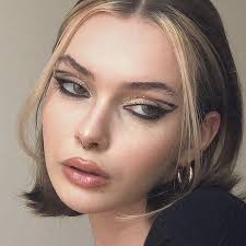 Pin By R A C H E L On Y2k In 2020 Artistry Makeup Skin Makeup Eye Makeup