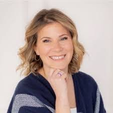 Danielle Schulte's Instagram, Twitter & Facebook