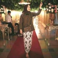 Eh pas keluar lagi saat itu aku mah biasa aja, malah gak mau pake lagi soalnya jidat serasa jenong :d. Jual Baju Lurik Wanita Murah Harga Terbaru 2021