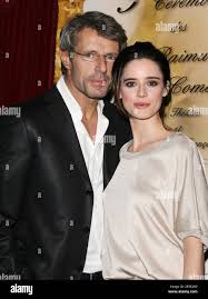 Lambert Wilson And Actress Pilar Lopez De Ayala Pose During The Prix Raimu  Awards Ceremonysexiezpix Web Porn