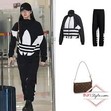 Momo Of Twice Just Mixed Glam And Sporty For Her Airport Outfit Everyday Outfit Inspiration Airport Outfit Adidas Outfit