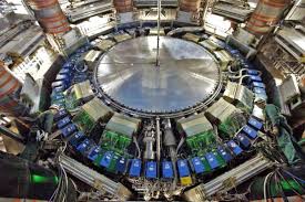 El CERN anuncia que el LHC funcionará en 2012