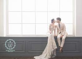 Sanjay kapoor also shared a picture with the birthday boy on his instagram handle and wrote, happy birthday my nephew/younger brother @akshaymarwah22 , though in this picture he's giving advice to both his mamus. Pin On Preference