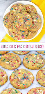 White Chocolate Confetti Cookies Whitechocolate Confetticookies Food Baking Desserts