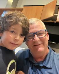 Carlos Larrazábal (@drclarrazabal) • Instagram photos and videos