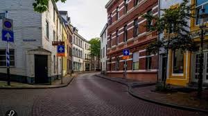 Belgium, one of the few schengen members that have kept their borders open until last week, on march 20 it started carrying internal border checks at as per germany, ec had announced that as of march 16 at land borders with denmark, luxembourg, france, switzerland and austria, the country. Three Country Border Where Germany Netherlands And Belgium Meet