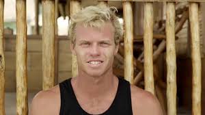 El argentino leandro «lele» usuna hizo historia este sábado en los juegos de tokio, al tomar parte de la serie clasificatoria con la que el surf hizo su debut absoluto como disciplina olímpica. Lele Usuna Y Guille Satt En Indonesia Ripcurl Youtube