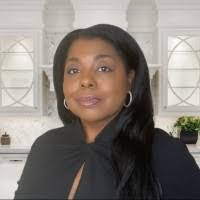 Kim Slocum's Instagram, Twitter & Facebook