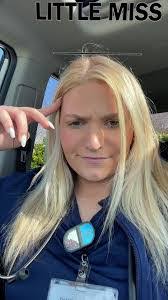 Emma Kessler's Instagram, Twitter & Facebook